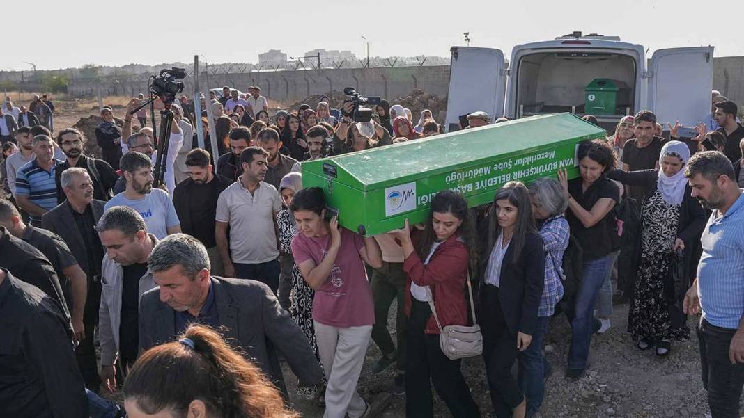 Rojin soruşturmasında son dakika gelişmesi! Rojin Kabaiş'in Google aramaları ve okuduğu son kitap şok etti! 4