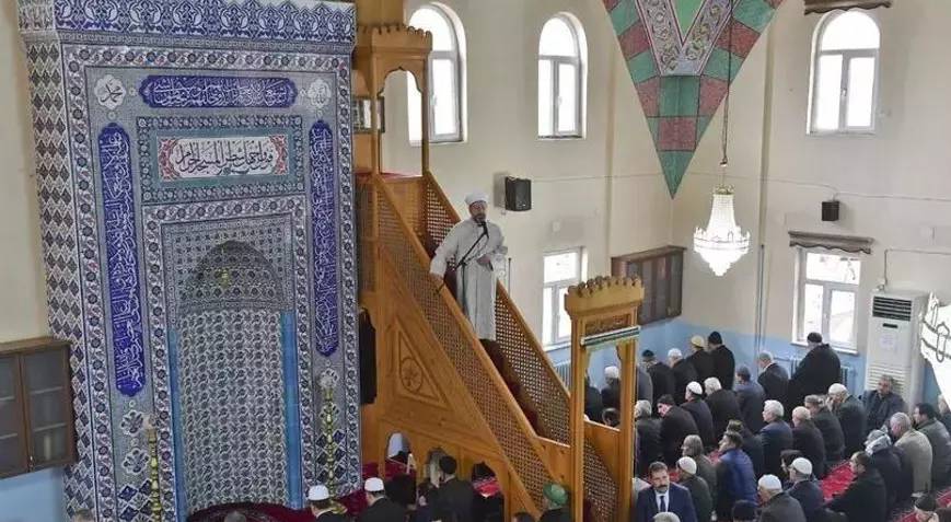 Diyanet açıkladı! 11 Ekim Cuma hutbesinin konusu ne? 'Kötülüğe iyilikle engel olalım' 8