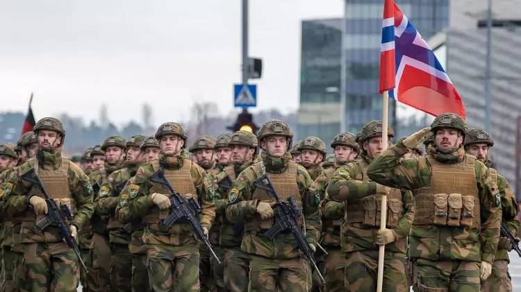 Dünya ülkeleri arasında askeri ordusuna en çok güvenen ülke açıklandı! Türk halkı ordusuna güven konusunda kaçıncı sırada? 21