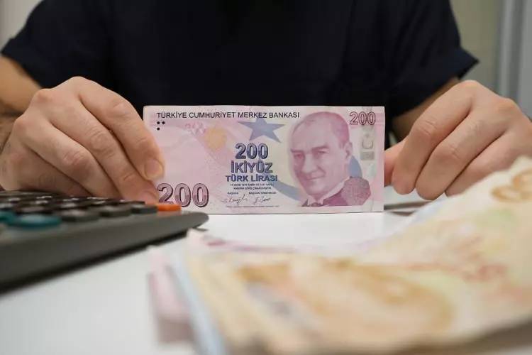 Türkiye'nin en büyük ve en çok kâr eden bankası belli oldu! İşte zirvedeki dev banka 19