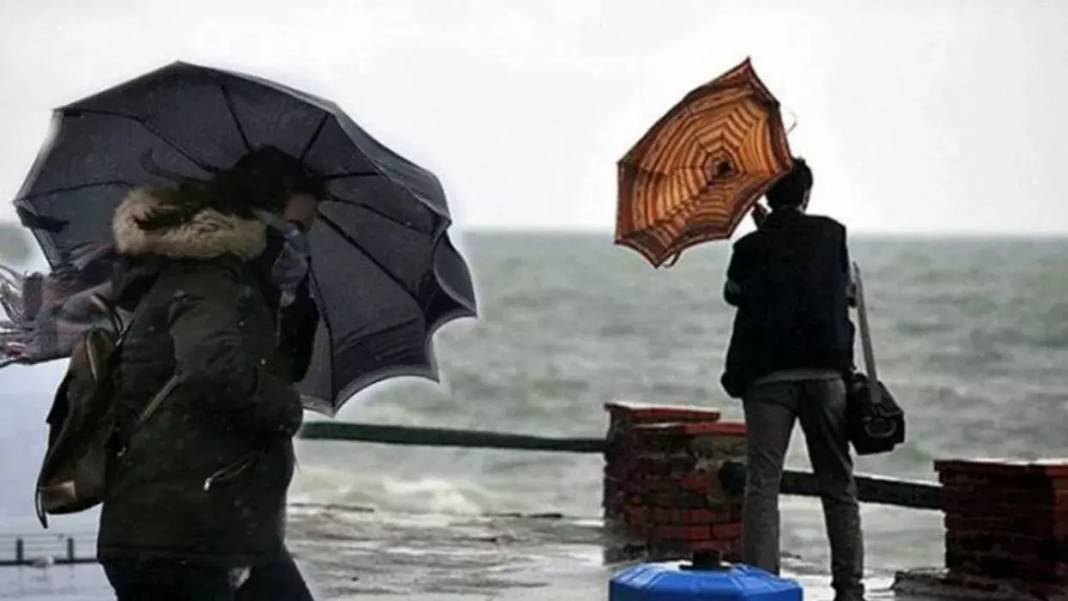 Meteorolojiden o illere turuncu kod sağanak, yağış fırtına, kar! 22 Kasım 2024 hava durumu ve sıcaklıkları 7