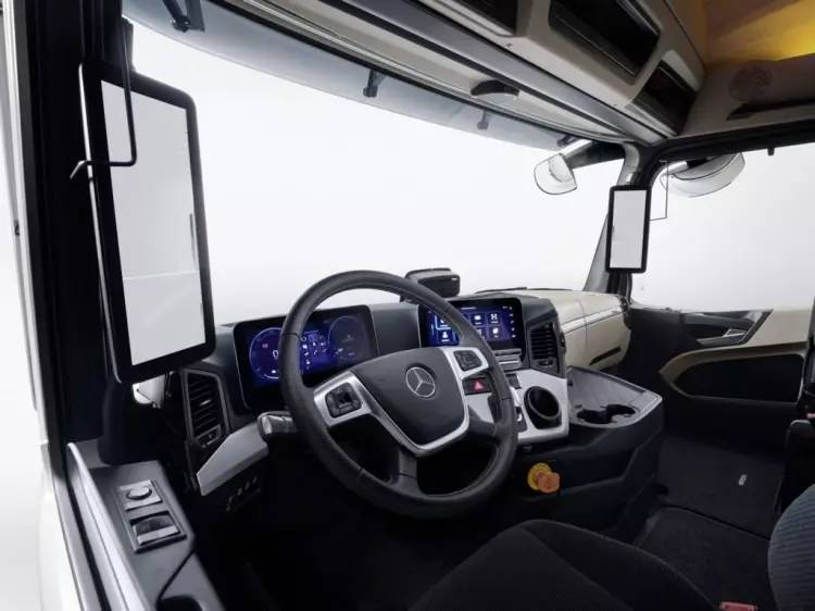 Testleri Türkiye'de gerçekleşmişti! Mercedes eActros 600 üretime elektrikli TIR'ın seri üretimine başlandı 3