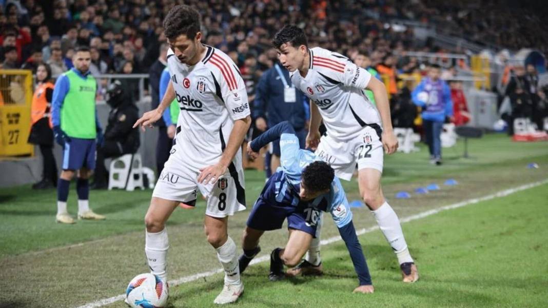 Beşiktaş soyunma odasında kıyamet koptu, küfürler havada uçuştu! Bu formayı hak etmiyorsunuz, sizin tek derdiniz para 6