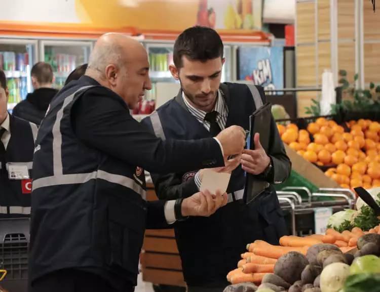 Bakanlık yeni skandalı açıkladı! İki firma daha vatandaşa domuz eti yedirmiş! İşte listeye giren markalar... 4