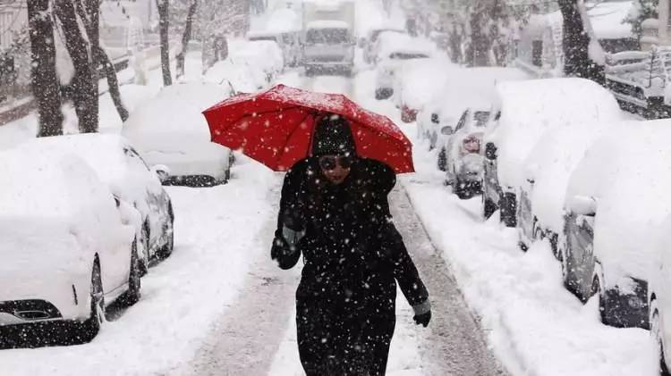 İstanbul'a kar ne zaman yağacak? Uzman isim tarih vererek açıkladı! 13