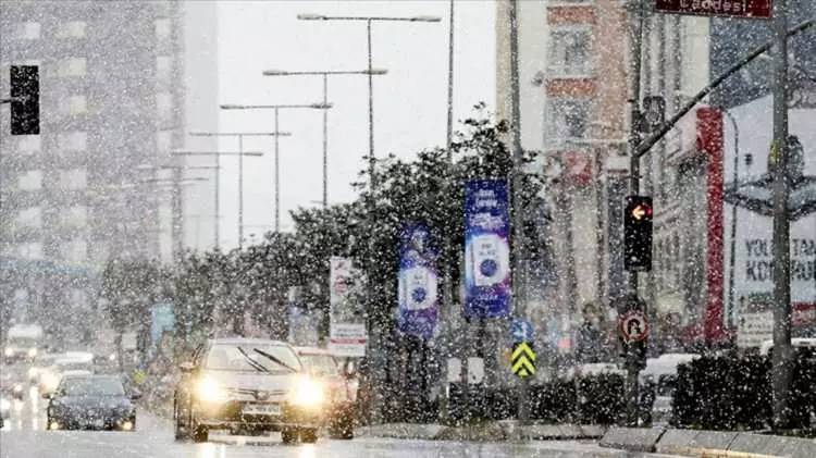 İstanbul'a kar ne zaman yağacak? Uzman isim tarih vererek açıkladı! 8