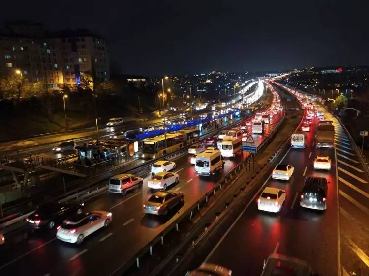 Ticari taksilerde yeni dönem! Kamera taktırmayan trafiğe çıkamayacak 8