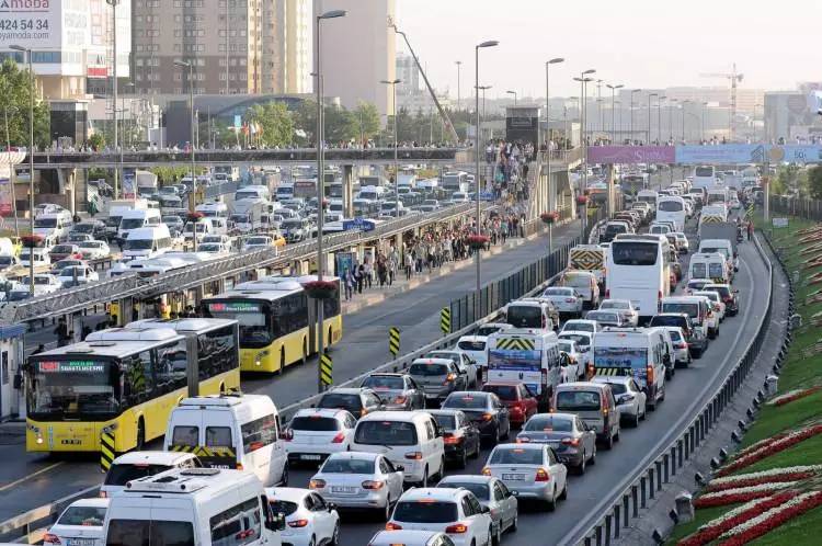 Ticari taksilerde yeni dönem! Kamera taktırmayan trafiğe çıkamayacak 2