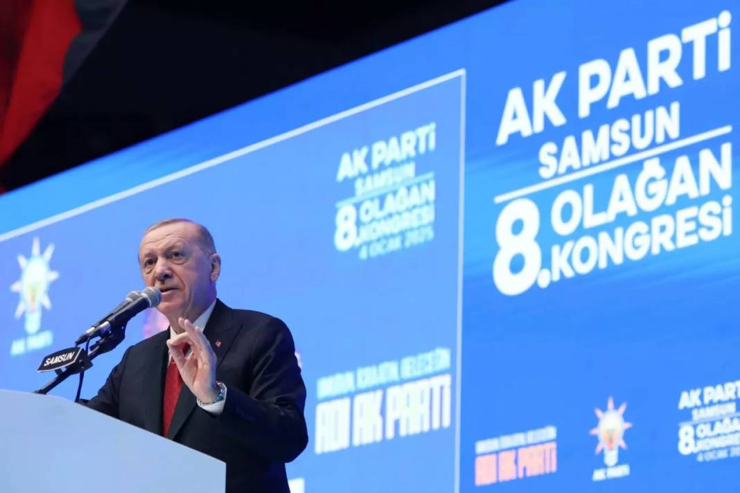 Başkan Erdoğan'dan Samsun kongresine önemli açıklamalar: Terör devri sona erdi ya silahları gömecekler ya gömülecekler 16