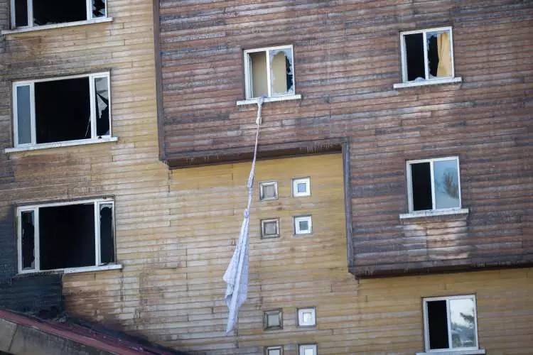 Kartalkaya'daki yangın faciasında korkunç detaylar! Ölenlerin çoğu bu nedenle ölmüş 12