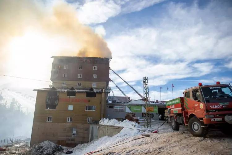 Kartalkaya'daki yangın faciasında korkunç detaylar! Ölenlerin çoğu bu nedenle ölmüş 14