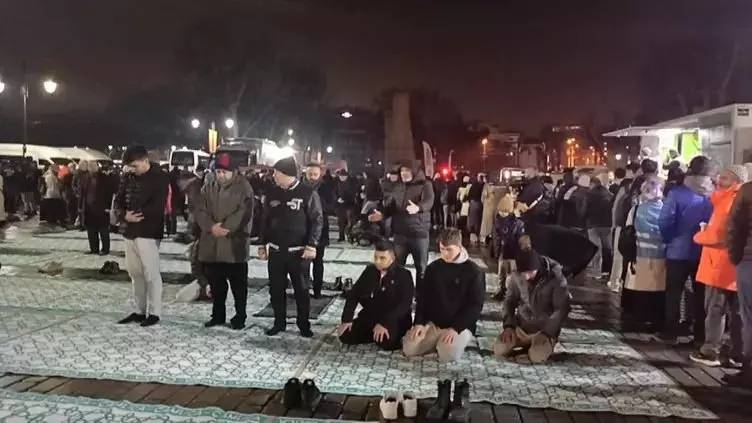 Filistin için tek yürek: Yüzbinler Gazze için akın akın Galata Köprüsü'ne koştu! 4