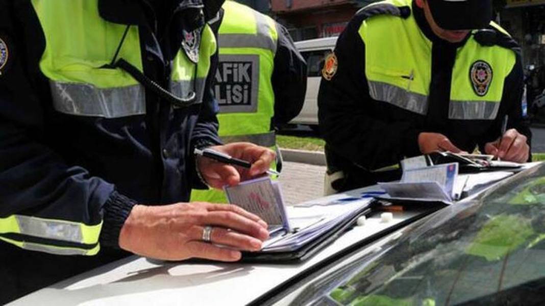 Cumhurbaşkanı Erdoğan, yeni infaz ceza düzenlemesini duyurdu: Trafikte o, hareketi yapan kişilerin ehliyetine el konulacak! 8