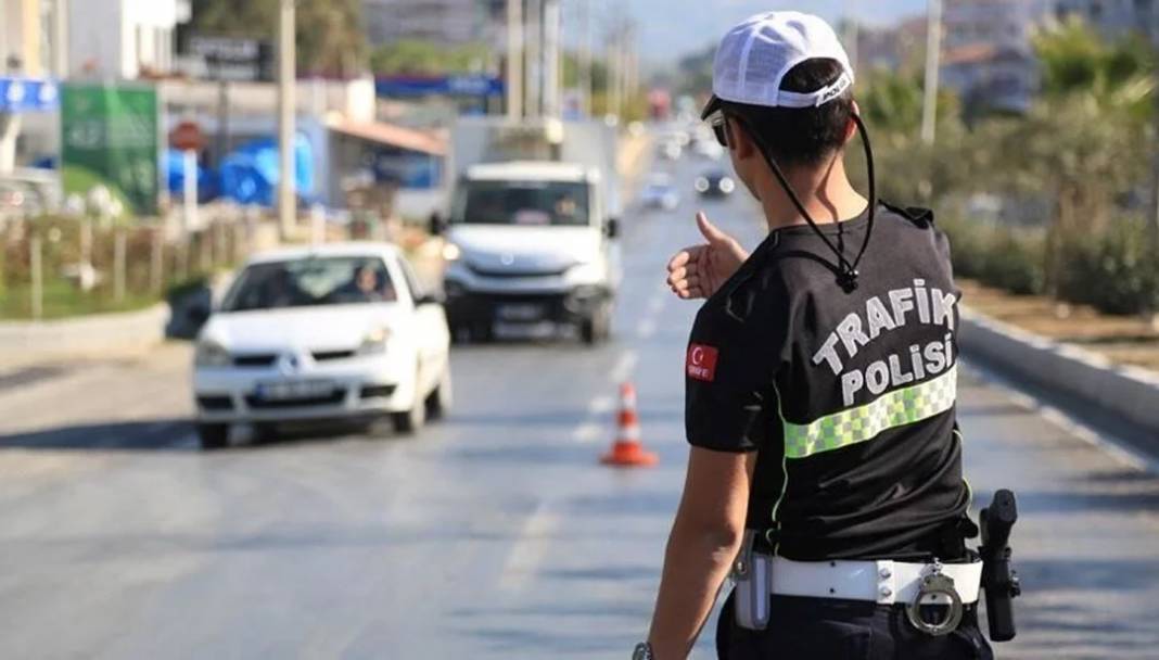 Cumhurbaşkanı Erdoğan, yeni infaz ceza düzenlemesini duyurdu: Trafikte o, hareketi yapan kişilerin ehliyetine el konulacak! 7