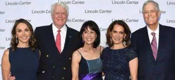 Dünyanın en zengin aileler listesi yayınladı! Listede 3'te Türk zengin ailesi var! 10