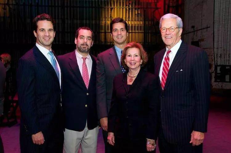 Dünyanın en zengin aileler listesi yayınladı! Listede 3'te Türk zengin ailesi var! 35