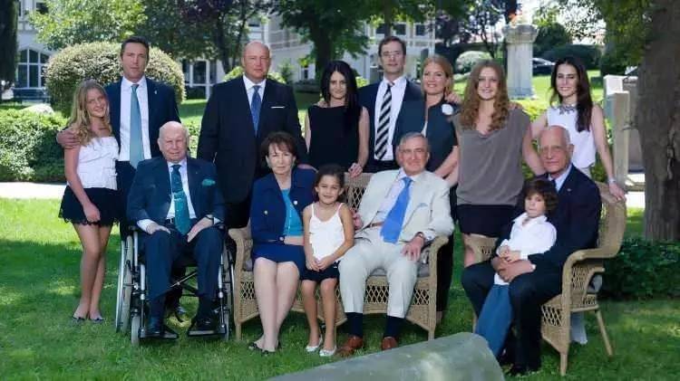 Dünyanın en zengin aileler listesi yayınladı! Listede 3'te Türk zengin ailesi var! 41