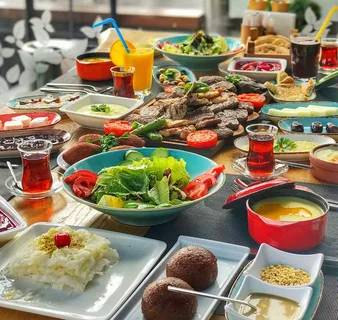 Ramazan'a sayılı günler kaldı: İftar menülerinin fiyatı belli oldu! 4