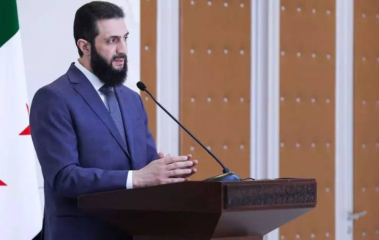 Suriye'de geçiş dönemi için yeni gelişme! Devlet başkanı olmak için o şart aranacak! 3