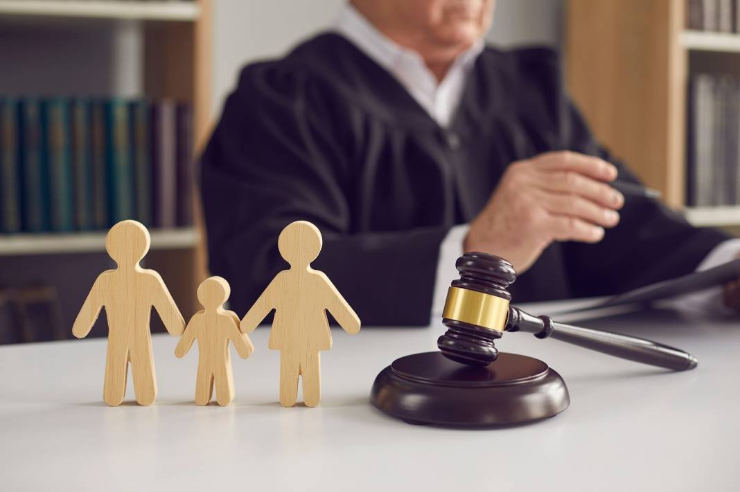 Aile mahkemelerinde yeni dönem başlıyor: Artık 1 gün evli kalan yıllarca nafaka ödemeyecek! 8