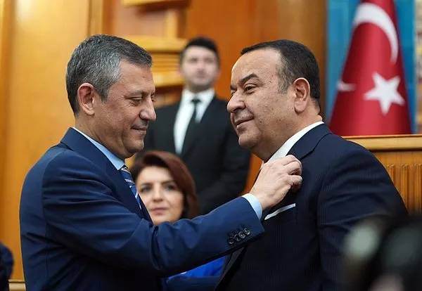 Oyumu Erdoğan'a verdim demişti! İYİ Parti'den istifa eden Adnan Beker CHP'ye katıldı 6
