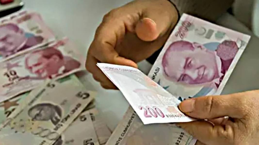 Milyonlarca emekli bekliyor! Bayram ikramiyesi için kritik tarihler belli oldu! İşte masadaki rakam 3