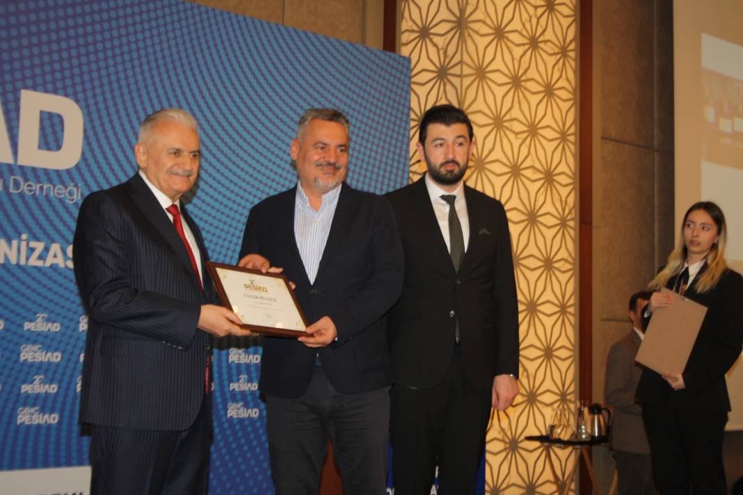 Pendik Böyle bir buluşmayı özlemişti! PESİAD'dan yoğun katılımlı iftar yemeği 8