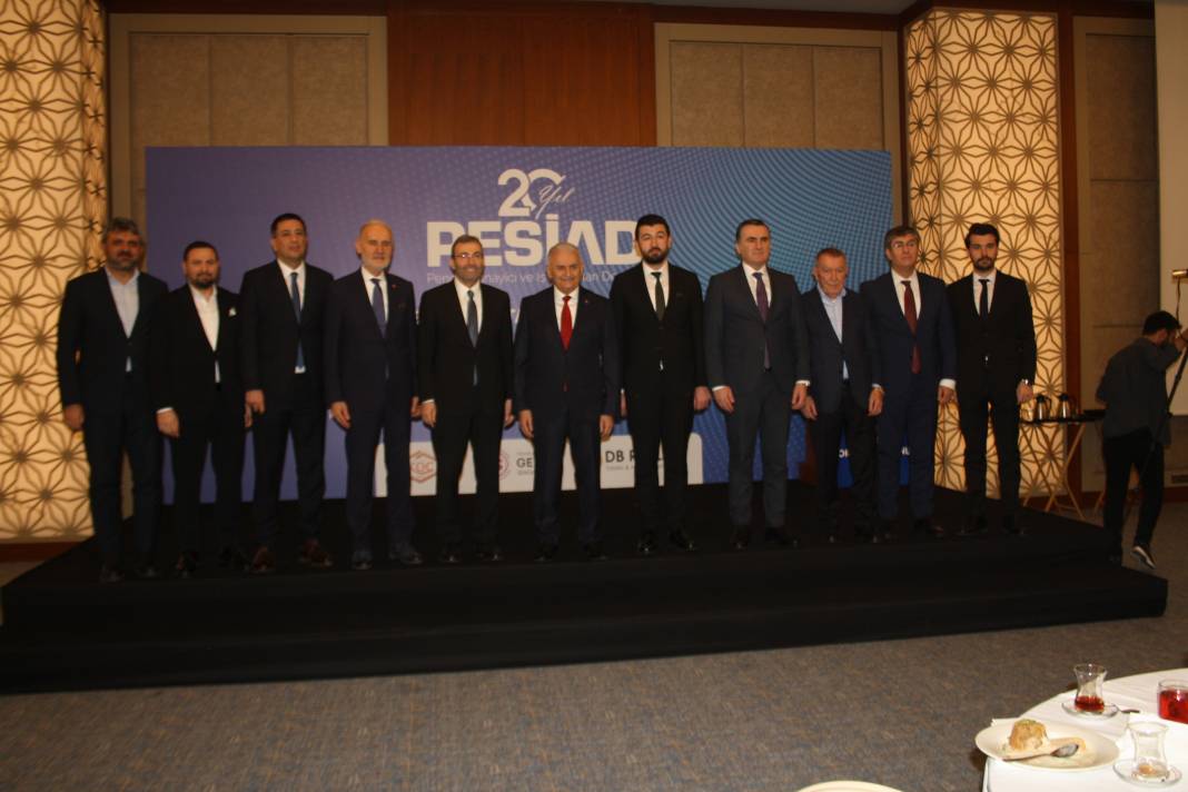 Pendik Böyle bir buluşmayı özlemişti! PESİAD'dan yoğun katılımlı iftar yemeği 15