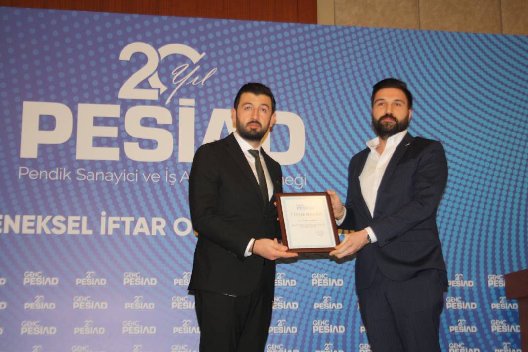 Pendik Böyle bir buluşmayı özlemişti! PESİAD'dan yoğun katılımlı iftar yemeği 16