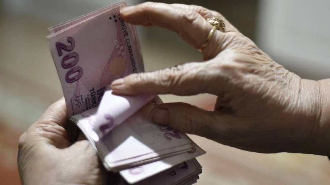 Bankalar maaş promosyon rakamlarını güncelledi! SSK, Bağ-Kur en yüksek emekli promosyonu, hangi banka veriyor? 11