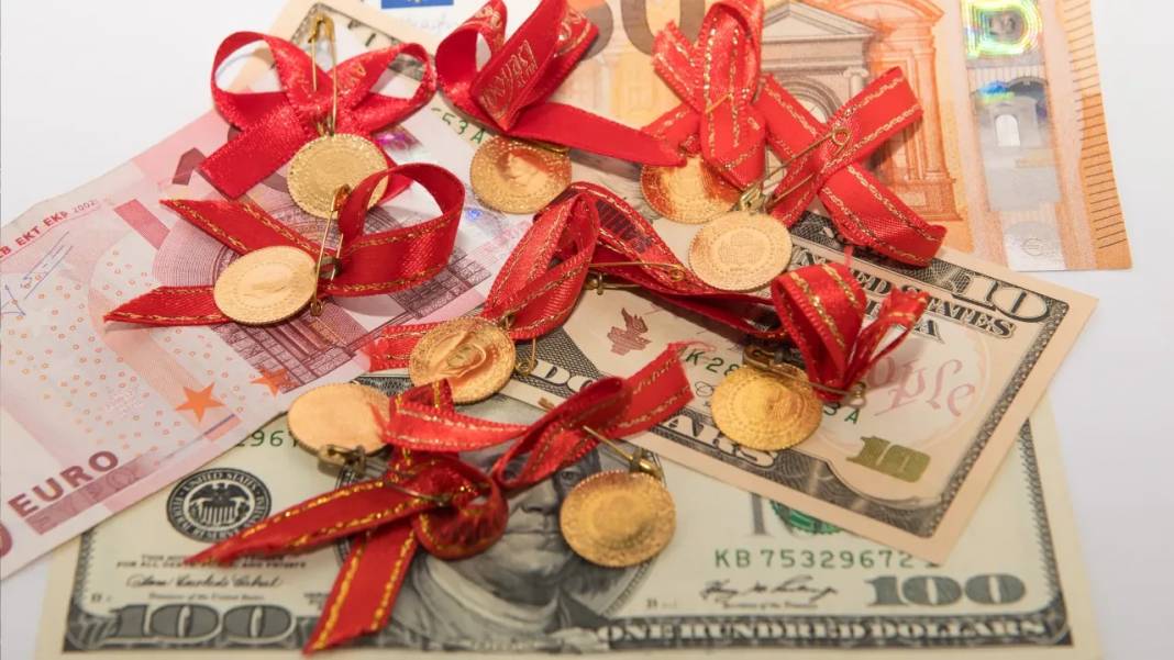 Altın yükselecek mi, düşecek mi? Bugün altın fiyatları ne kadar? Güncel gram, çeyrek altın fiyatları 3