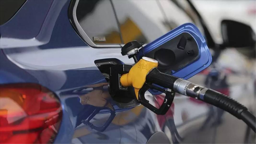 Akaryakıt fiyatları yine değişiyor: Benzine zam geliyor! Benzin, Motorin ve LPG kaç TL? İşte güncel akaryakıt fiyatları 8