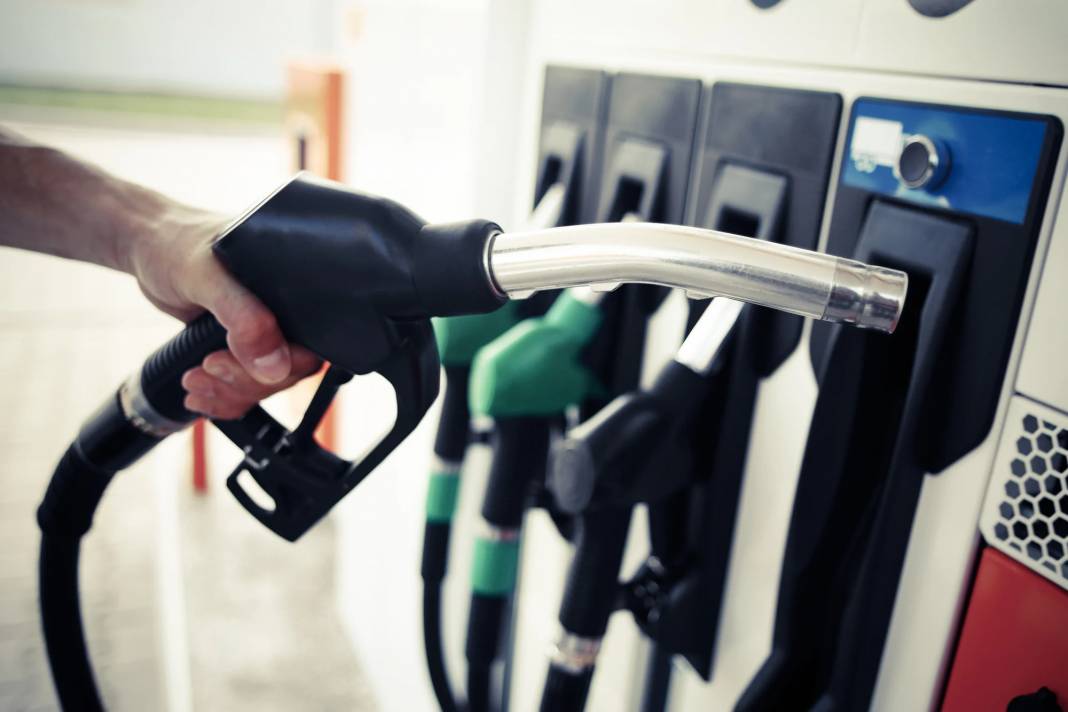 Akaryakıta indirim mi geliyor? İşte 28 Nisan 2025 güncel benzin, motorin ve LPG fiyatları 1