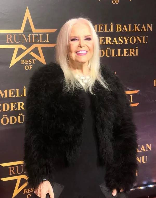 Bir yıldız daha mı kayıyor? Gönül Yazar hakkında, Onur Akay kötü haber vermişti: O, cevap son noktayı koydu! 2