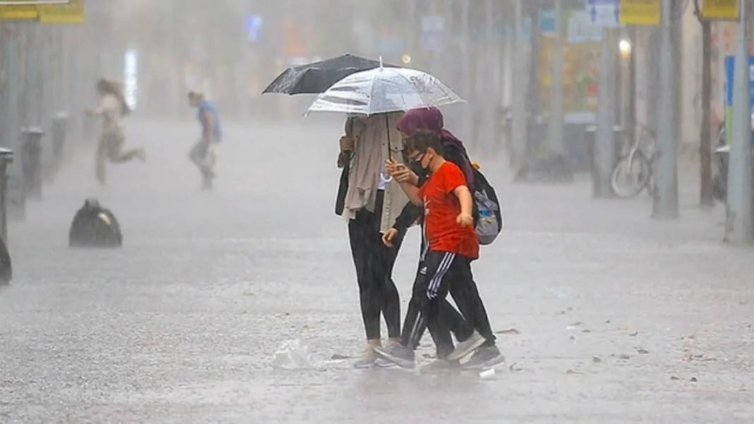 Meteoroloji'den o bölgelere uyarı: Çok kuvvetli geliyor! 7