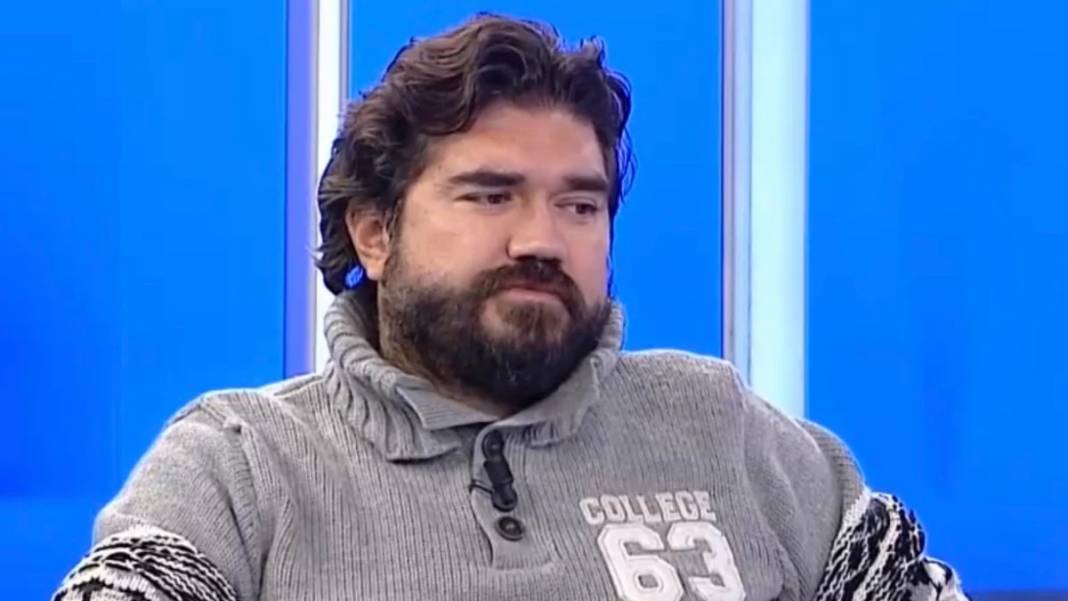 Ahmet Hakan Rasim Ozan Kütahyalı'ya verdi, veriştirdi, "Şarlatan adam..." 4
