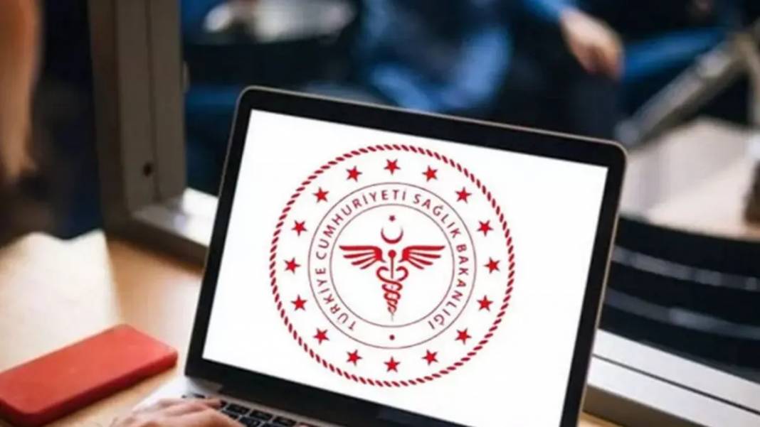 Sağlık Bakanlığı düğmeye bastı: 37 bin hekim dışı personel alımı, başvuru tarihi ne zaman? 9