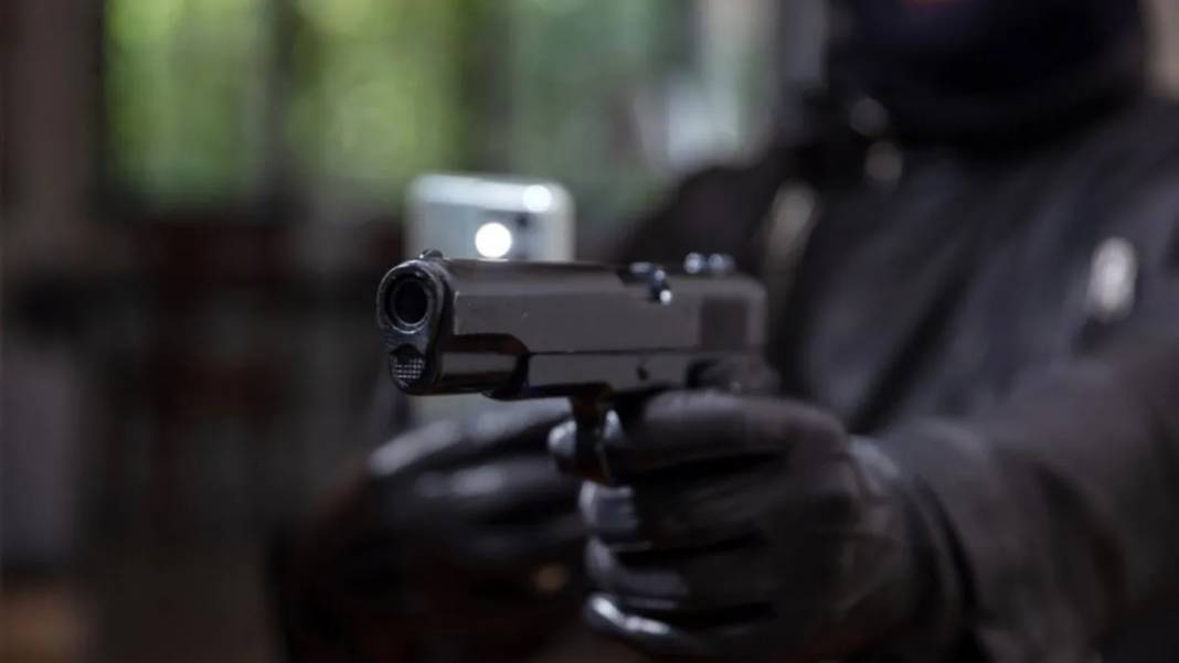 Çatır çatır adam, öldürüyorlar: Sosyal medyada “kiralık katil” pazarı deşifre oldu! 6