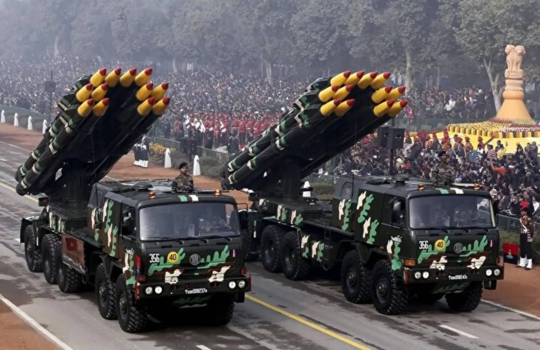 Pakistan ile Hindistan arasındaki gerilim artıyor: Hindistan mı daha güçlü Pakistan mı? İşte iki ordu arasındaki askeri fark 9