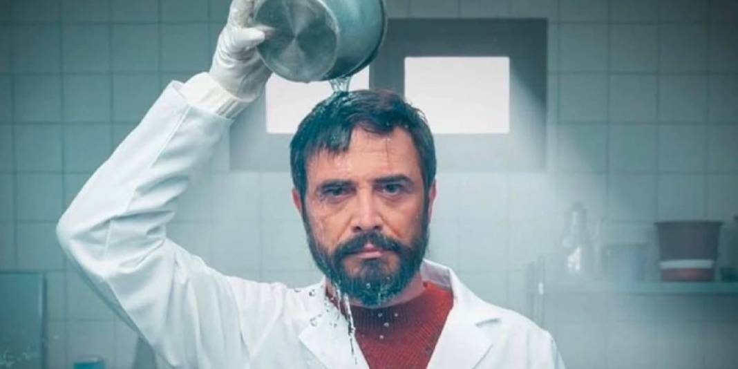 'Gassal' dizisinin galasında Ahmet Kural'dan sürpriz haber! 2