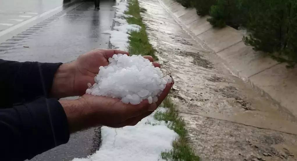 Meteoroloji'den kritik uyarı: Haftasonu sıcaklıklar aniden düşüyor, o bölgelere kar, dolu yağmur geliyor! 2