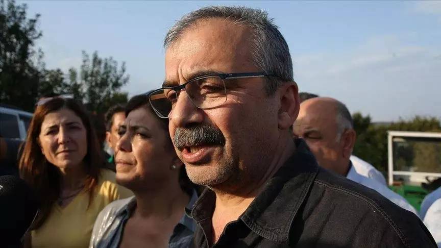 Nevzat Çiçek açıkladı! Siyasetçi bilinen Sırrı Süreyya Önder bir dönem o mesleği bile yapmış 5