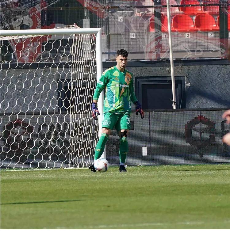 Siltaş Yapı Pendikspor, Fatih Karagümrük'ü yenerek derin bir oh çekerek ligde kalmayı garantiledi 7