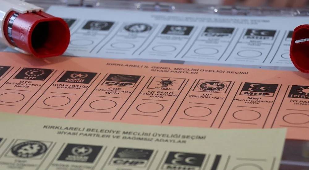 En son anket sonucu açıklandı! Bu pazar seçim olsa hangi partiye oy verirsiniz? İki parti arasında fark açılmaya başladı 4