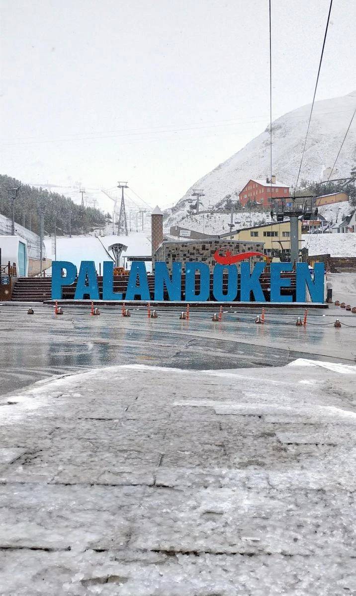 Erzurum'a Mayıs ayının ortasında kar sürprizi! Şehir beyaza büründü 4