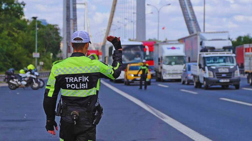 Yeni düzenlenen kanun kabul edildi! İşte yeni uygulanacak trafik cezalarının maddeleri... 5