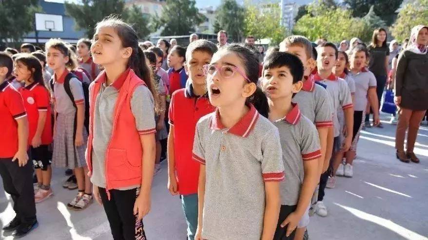 Bakan Tekin'den velileri sevindirecek haber: Okullardaki o, uygulama tarih oluyor! 3