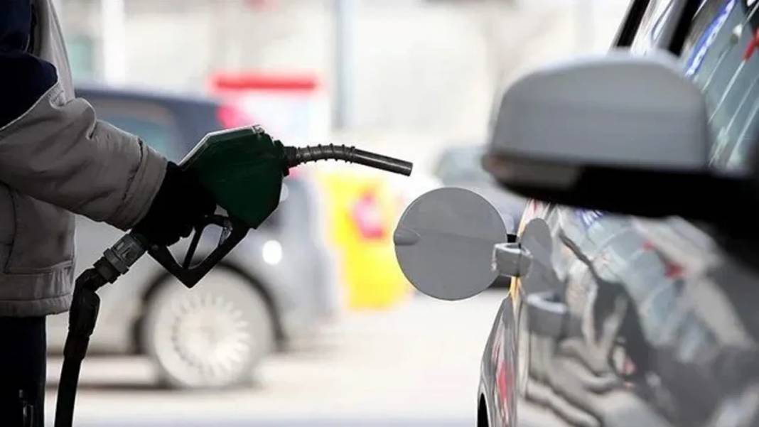 Böylesi ilk kez oluyor! Akaryakıta dev zam kapıda: Güncel benzin, motorin, LPG fiyatları 1