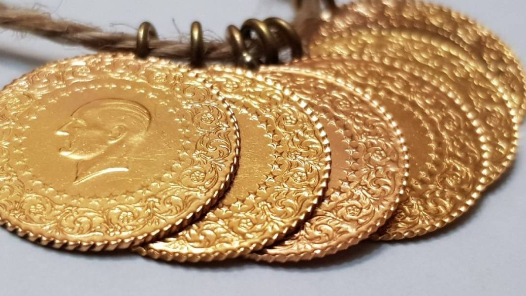 Altın hafta sonunda kaç liradan satılıyor? İşte piyasadaki altın fiyatları... 7