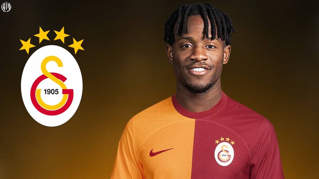 Yıldız futbolcunun yeni imajı şaşkınlık yarattı! Michy Batshuayi'nin sokakta başörtülü hali viral oldu 5